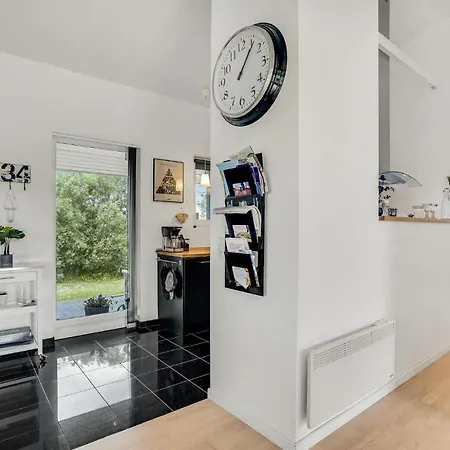 Amazing In With Kitchen